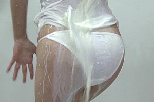 两个黑人操一个女人